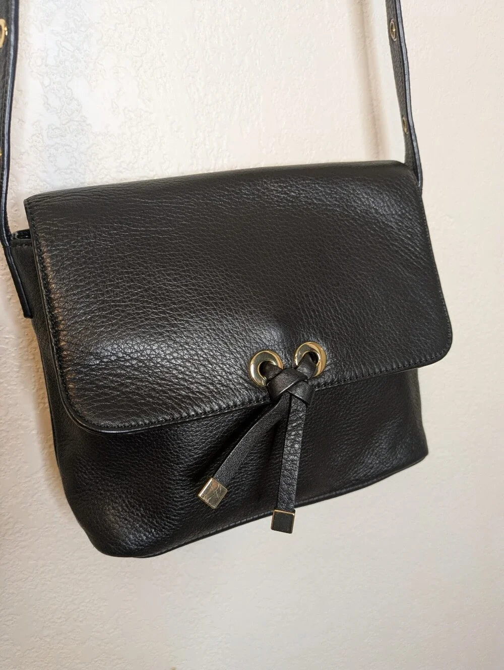 Talbots Black Genuine Leather Snap Flap Crossbody Bag • Excellent